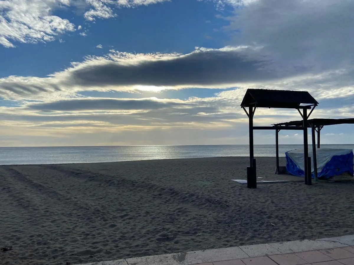 Las Arenas De La Carihuela Torremolinos